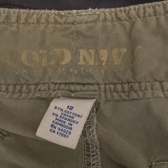 Old Navy Faded Green Bermuda Cargo Shorts Size 12 - Picture 9 of 9